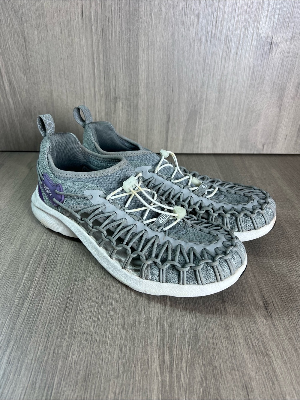 KEEN Women's UNEEK SNK Sneakers in the Drizzle/Tillandsia Purple size 8.5